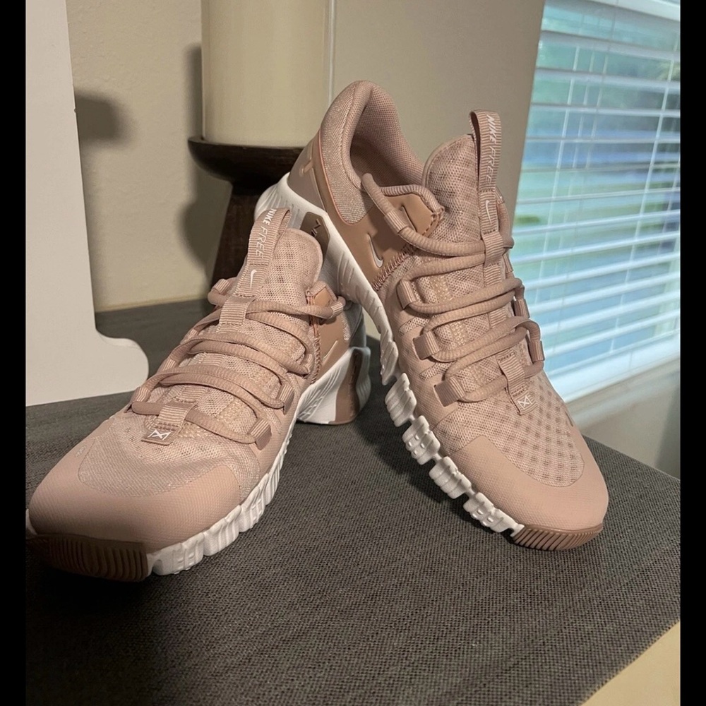 Nike  Metcon 5 Pink Oxford Women’s Training shoes size 7 DV3950-600 New